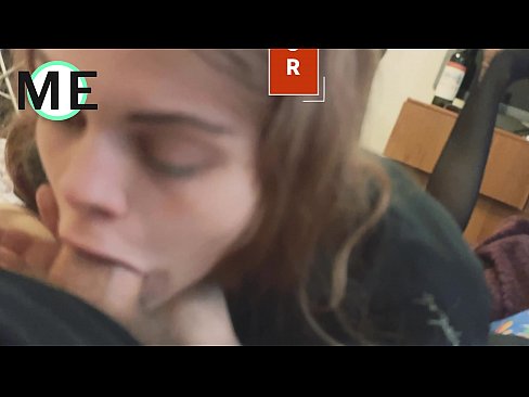 ❤️ Πούτσος στο λαιμό της, σκισμένο καλσόν και σκισμένα τακούνια ❌ Πλάκες, στο el.online4sex.ru ☑